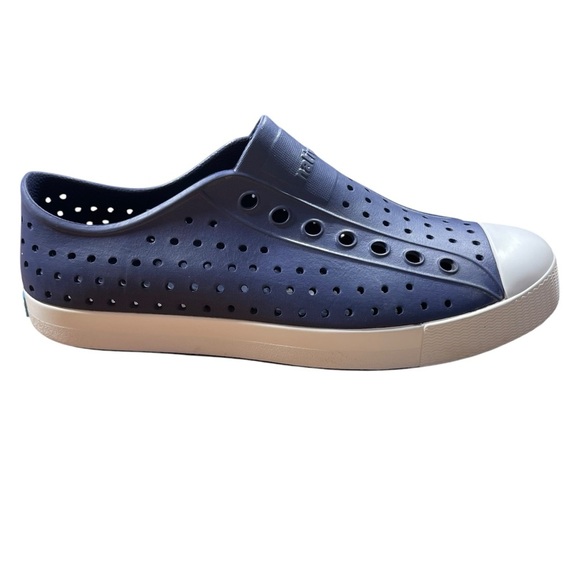 Native Jefferson Purple Lightweght Slip-On Shoes Women’s‎ size 9 Men’s size 7 - Picture 2 of 5